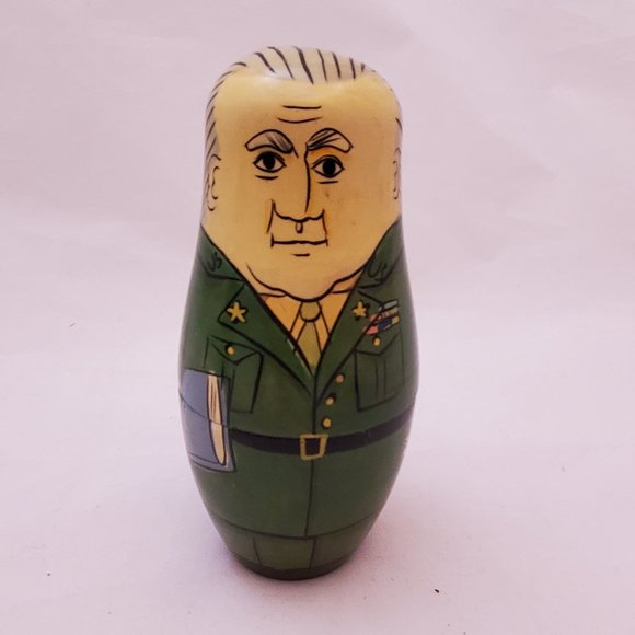 Vintage Military Theme Russian Nesting Dolls - Picture 6 of 13